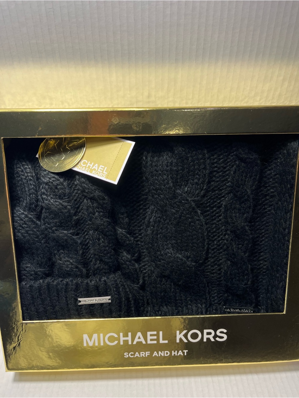 Michael Kors Black Cable Knit Scarf & Hat Gift Set NWT